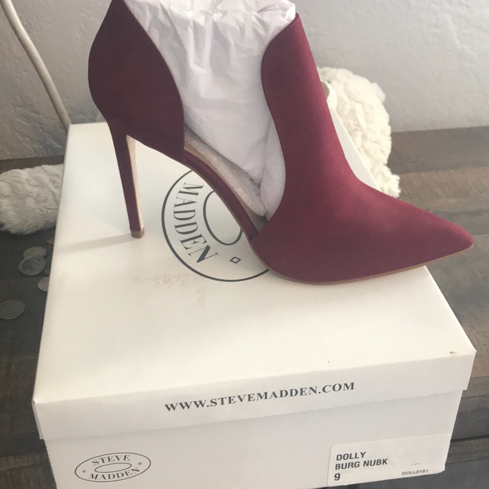 Brand new Steve Madden heel